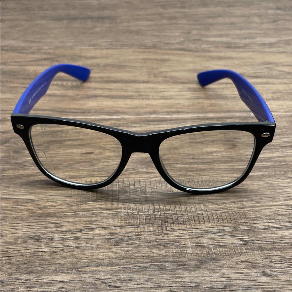 Ray-Ban Wayfarer with Blue Accents